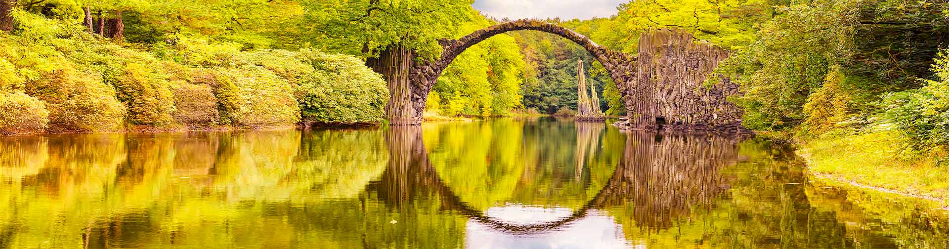Runde alte Brücke als Metapher für Ziele in der Psychotherapie